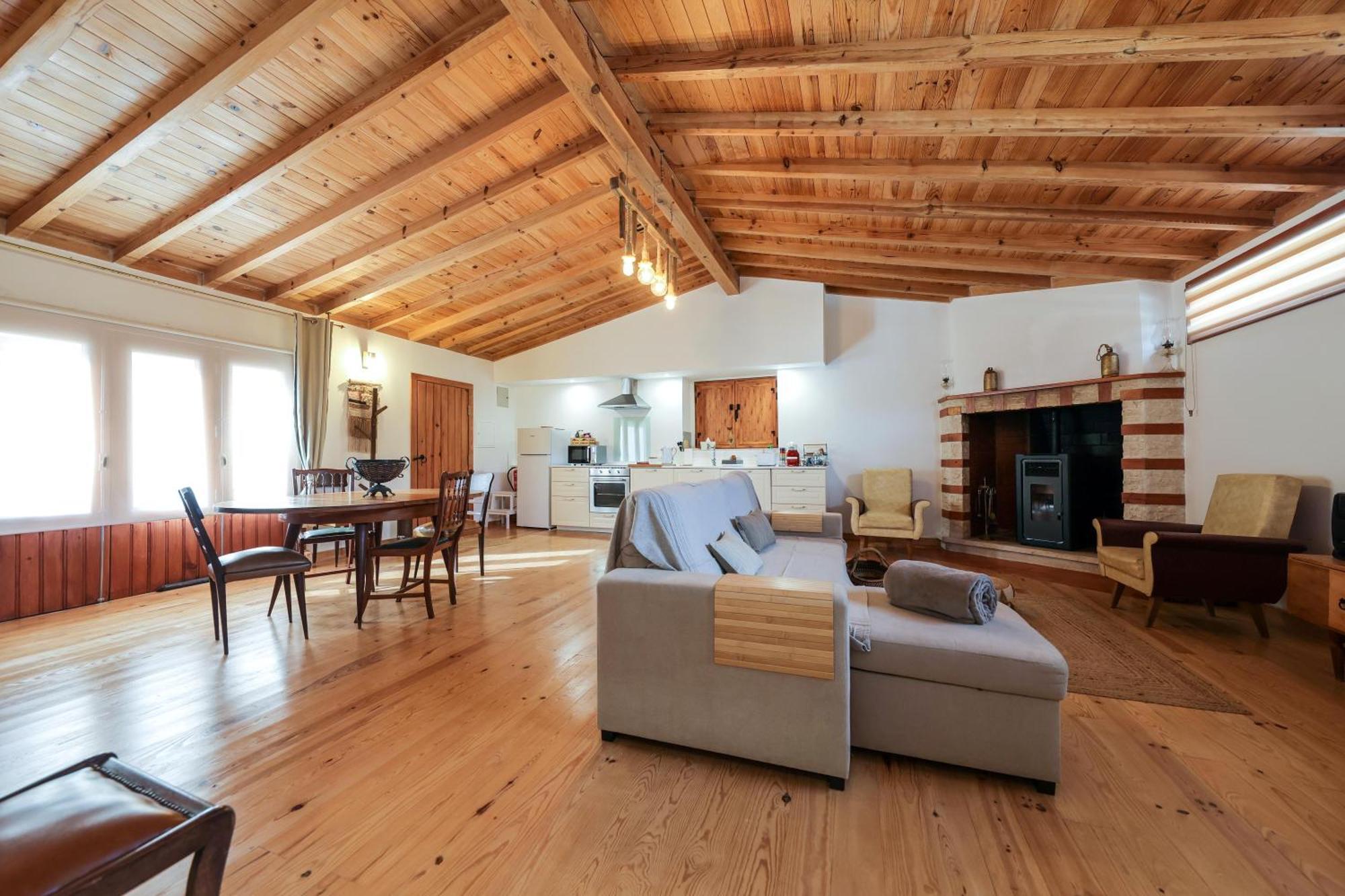 Renovated Wine Press House - With Pool Porto de Mos (Leiria)